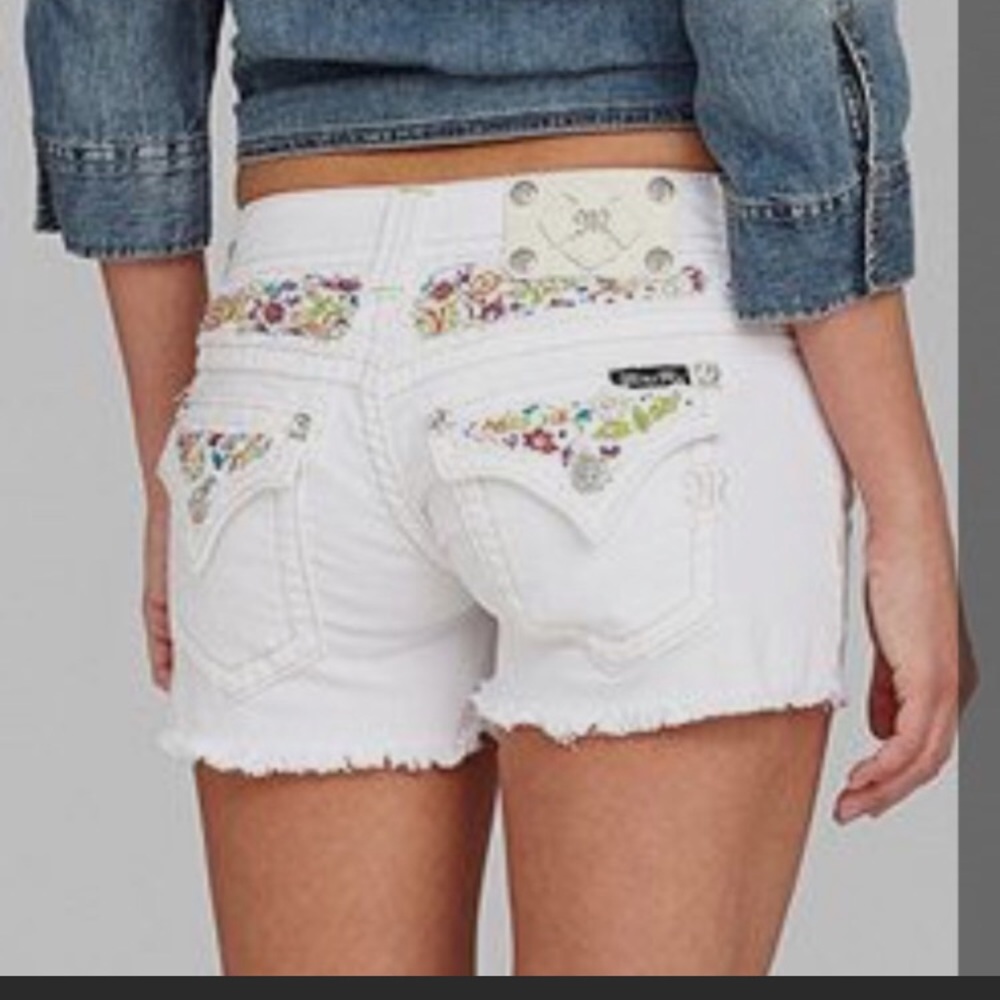 Size 28 Miss Me Jean Shorts in White